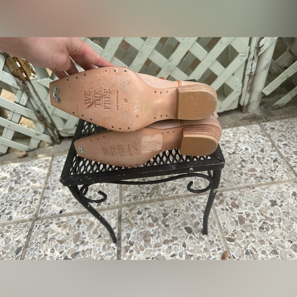 COPY - Free People Wesley Ankle Boots - Picture 9 of 9